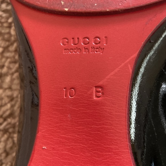 Vintage Gucci lightly used - Picture 3 of 4